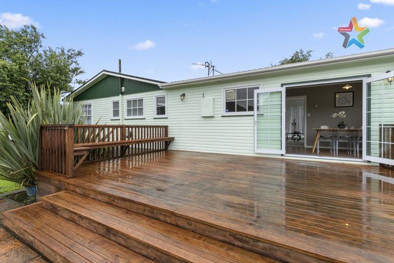 Photo of property in 16 Mimihau Grove, Wainuiomata, Lower Hutt, 5014