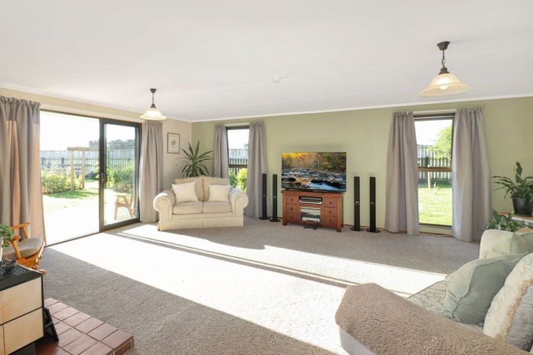 Photo of property in 167 Heretaunga Road, Maharahara, Dannevirke, 4972