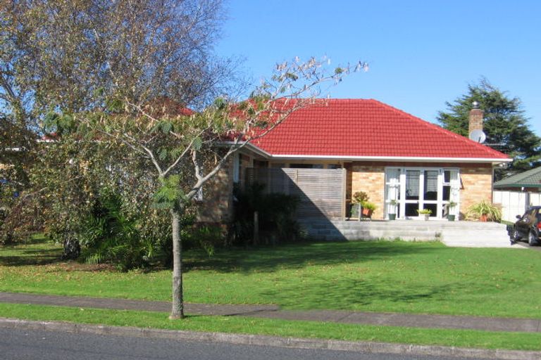 Photo of property in 17 Fairview Road, Papatoetoe, Auckland, 2025