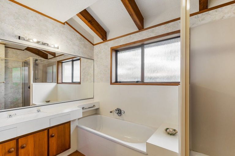 Photo of property in 1/25 Craig Road, Milford, Auckland, 0620