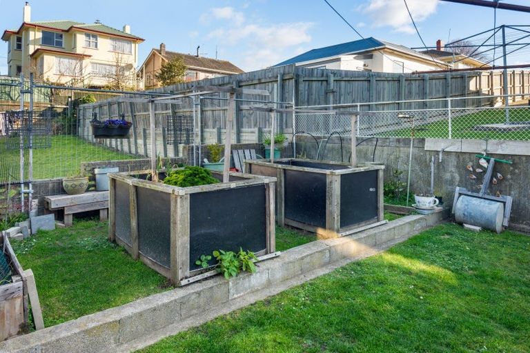 Photo of property in 40 Wharfe Street, South Hill, Oamaru, 9400