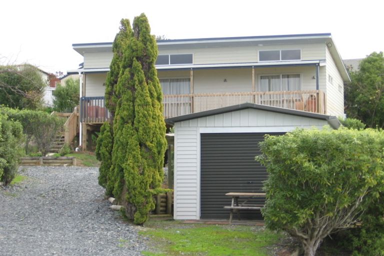 Photo of property in 15 Kahurangi Place, Snells Beach, 0920