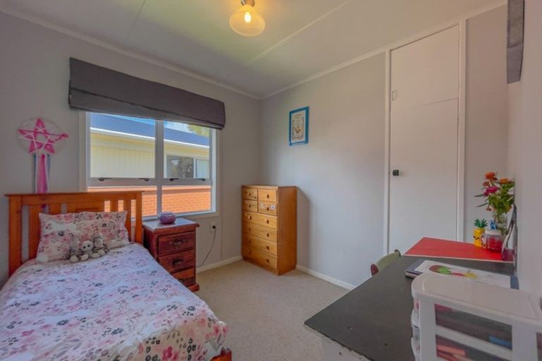 Photo of property in 50 Pipiroa Road, Ngatea, 3503