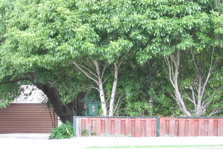 Photo of property in 69 Margate Road, Blockhouse Bay, Auckland, 0600