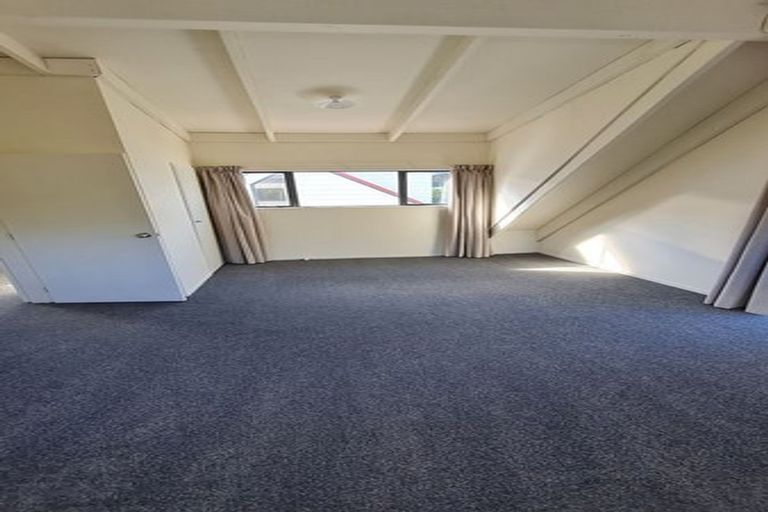 Photo of property in 1/73 Milton Road, Bluff Hill, Napier, 4110