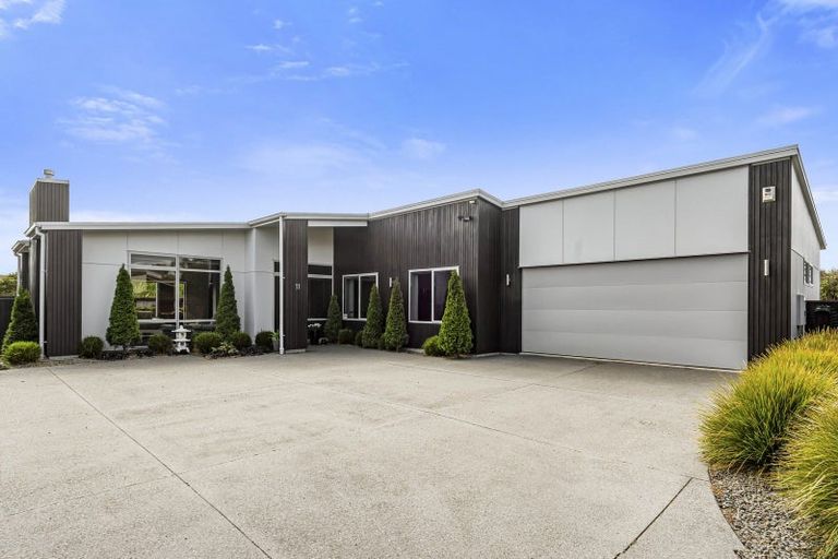 Photo of property in 11 Oriental Parade, Papamoa Beach, Papamoa, 3118