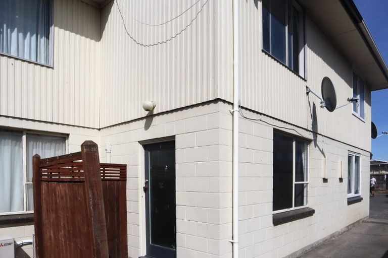 Photo of property in 7/21 Olliviers Road, Phillipstown, Christchurch, 8011