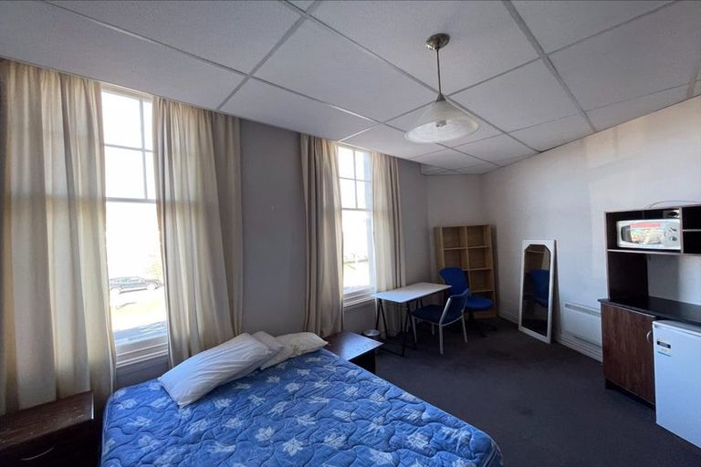 Photo of property in 5 Anzac Avenue, Dunedin Central, Dunedin, 9016
