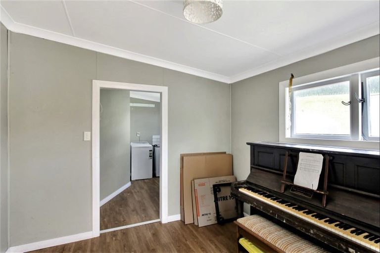 Photo of property in 226 Mangahao Road, Shannon, Palmerston North, 4474