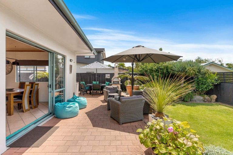 Photo of property in 108a Beverley Terrace, Whangamata, 3620