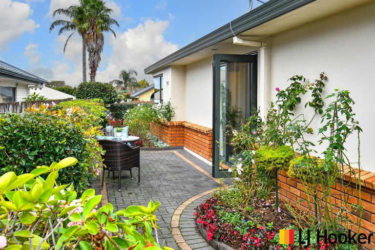 Photo of property in 2a Dan Bryant Place, Pukekohe, 2120