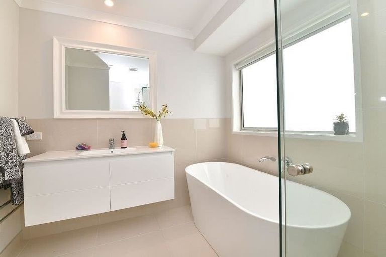 Photo of property in 6 Hapuka Close, Snells Beach, 0920