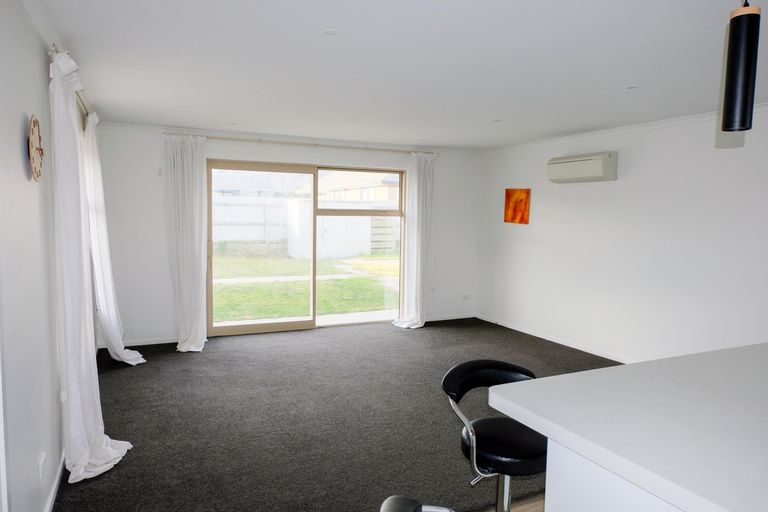 Photo of property in 16 Mcmullan Place, Oamaru North, Oamaru, 9400