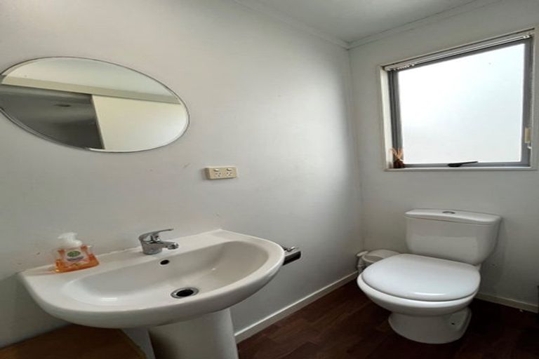 Photo of property in 325/26 Morningside Drive, Morningside, Auckland, 1025