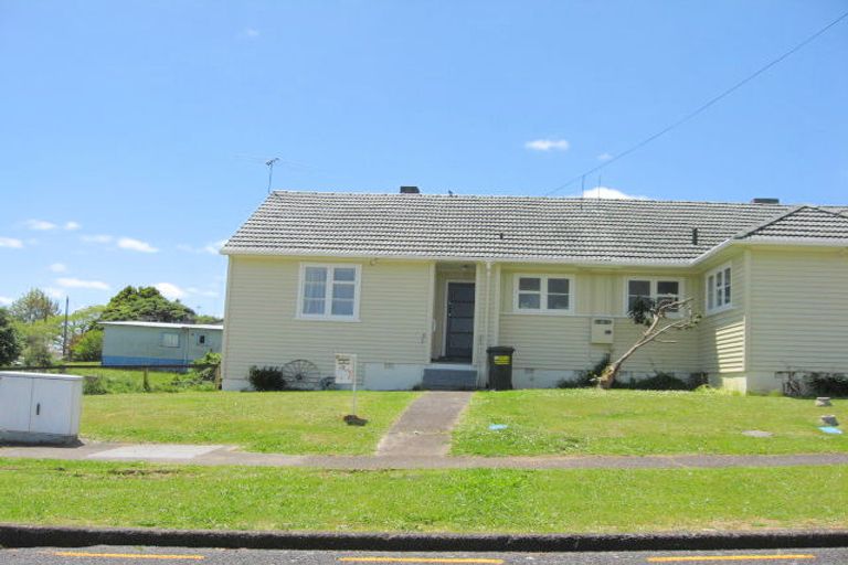 Photo of property in 2 Carlton Road, Pukekohe, 2120