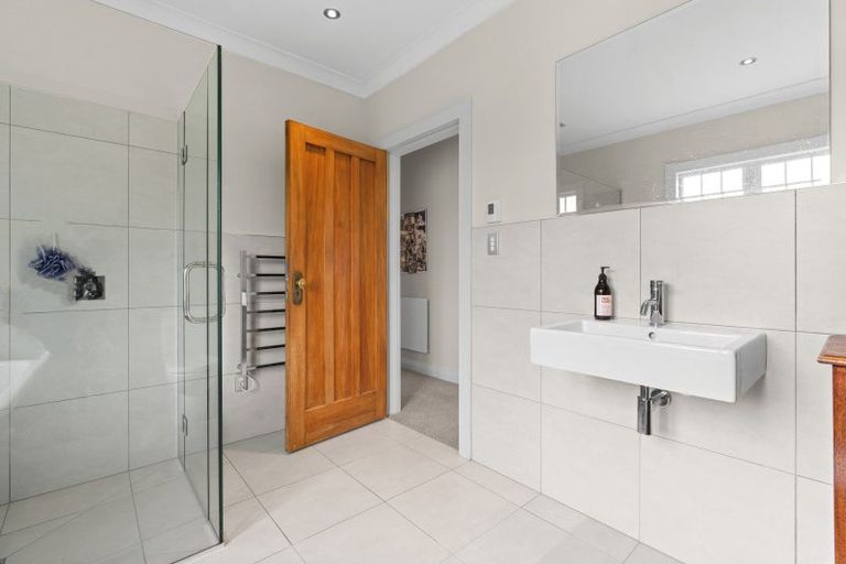 Photo of property in 122 Cross Line, Morison Bush, Greytown, 5794