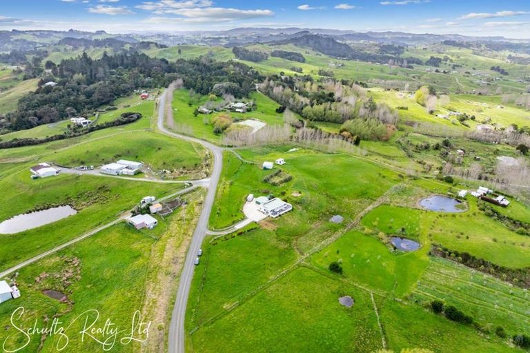 Photo of property in 67 Te Pahi River Drive, Paparoa, 0583