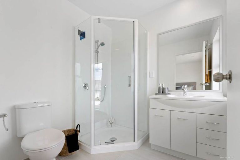 Photo of property in 6 Aeronautic Road, Takanini, 2112