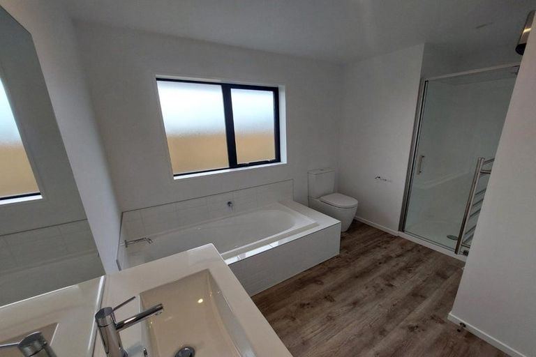 Photo of property in 33 Cousins Street, Woodend, 7691