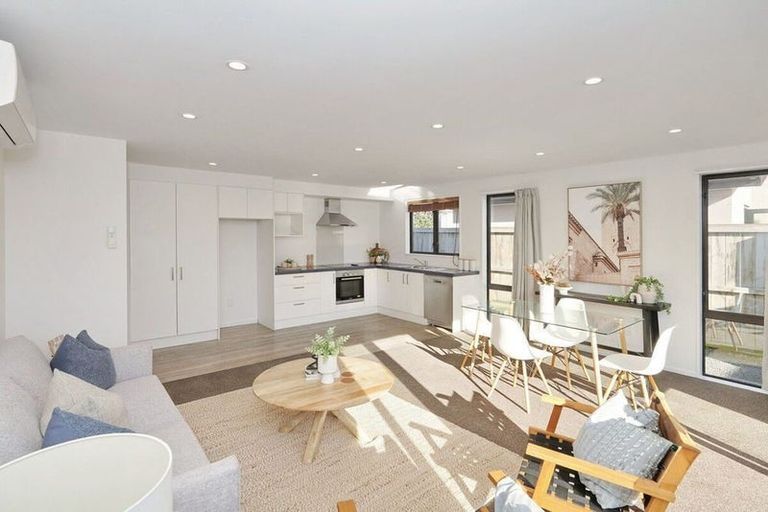 Photo of property in 66 Wainui Street, Riccarton, Christchurch, 8041