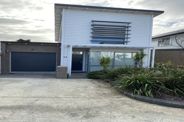 Photo of property in 4 Vincent Lane, Hobsonville, Auckland, 0616