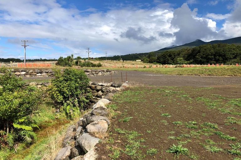 Photo of property in 1790 Mangorei Road, Mangorei, New Plymouth, 4371