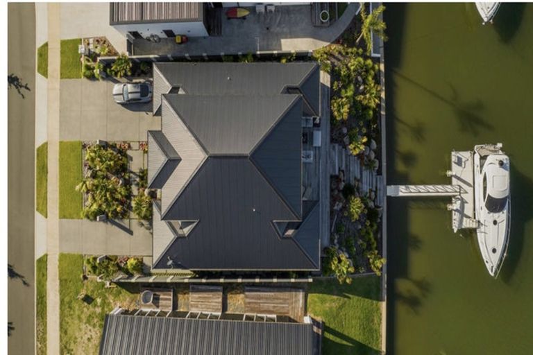 Photo of property in 13 Awatea Drive, Whitianga, 3510