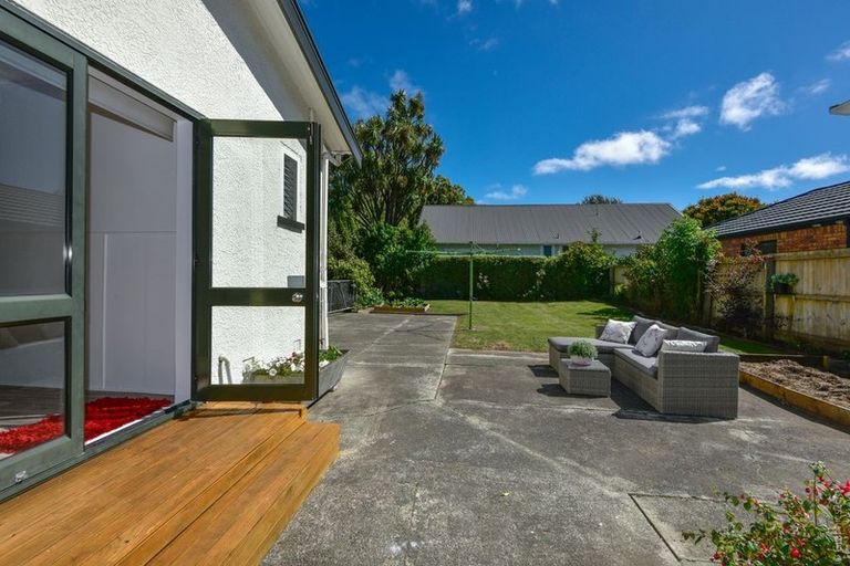Photo of property in 43 Waimea Terrace, Beckenham, Christchurch, 8023
