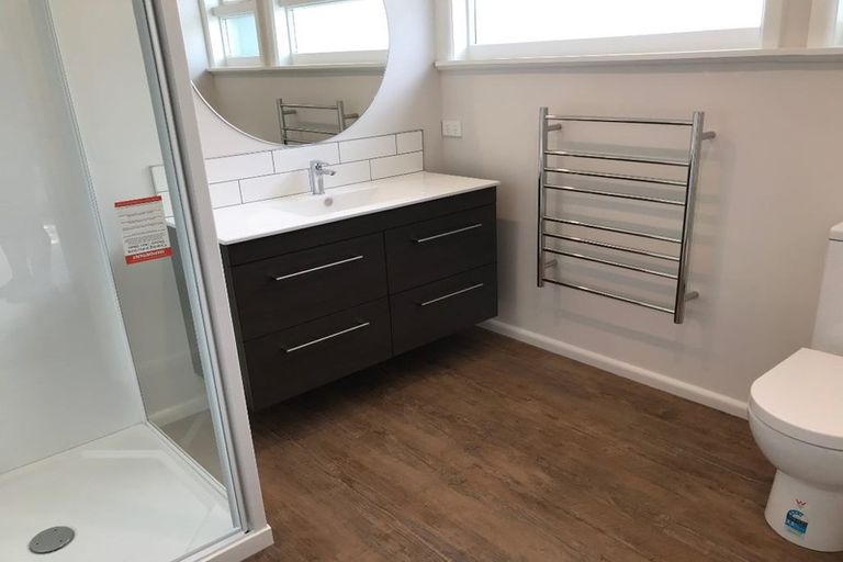 Photo of property in 2/7 Burrows Place, Ilam, Christchurch, 8041