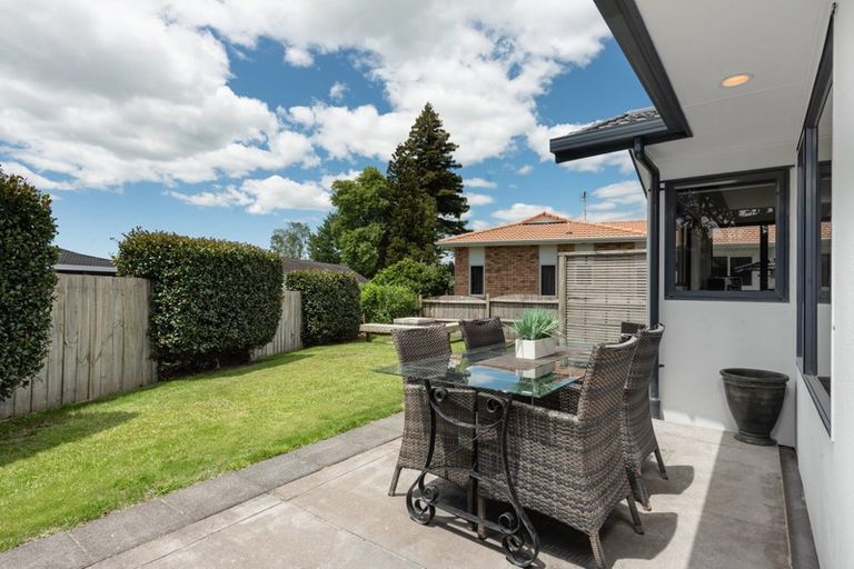 Photo of property in 49 Fairview Place, Te Puke, 3119