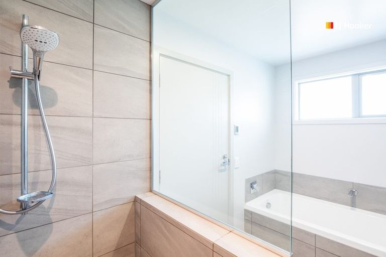 Photo of property in 30 Grandvista Drive, Green Island, Dunedin, 9018