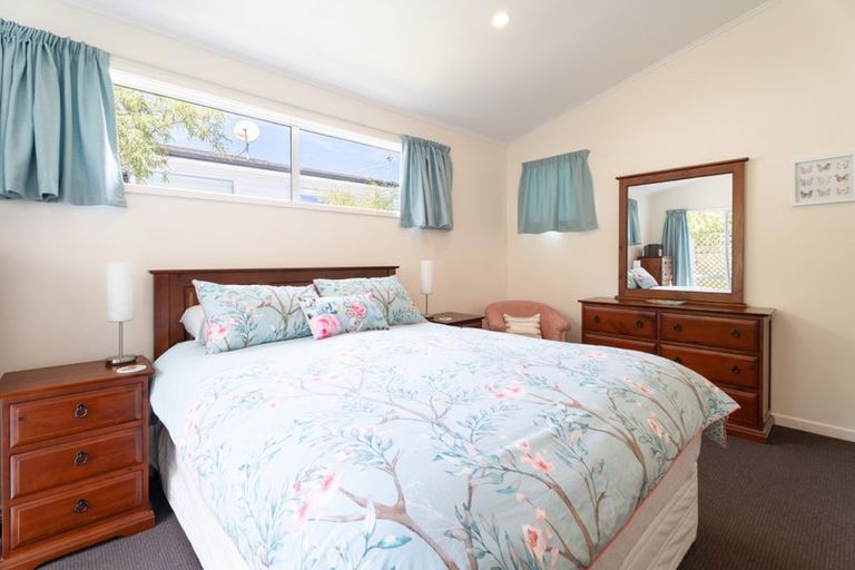 Photo of property in 71 Eskdale Road, Papakowhai, Porirua, 5024