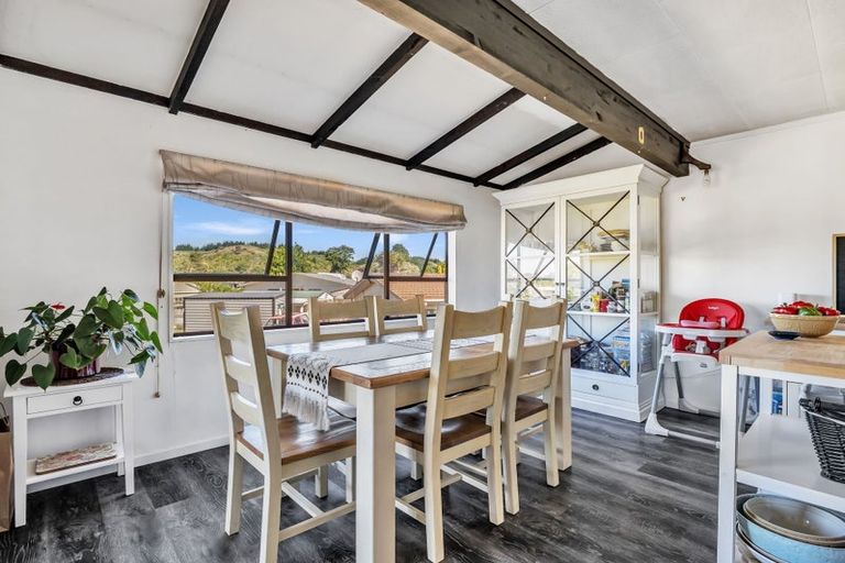 Photo of property in 10 Syme Crescent, Kawerau, 3127