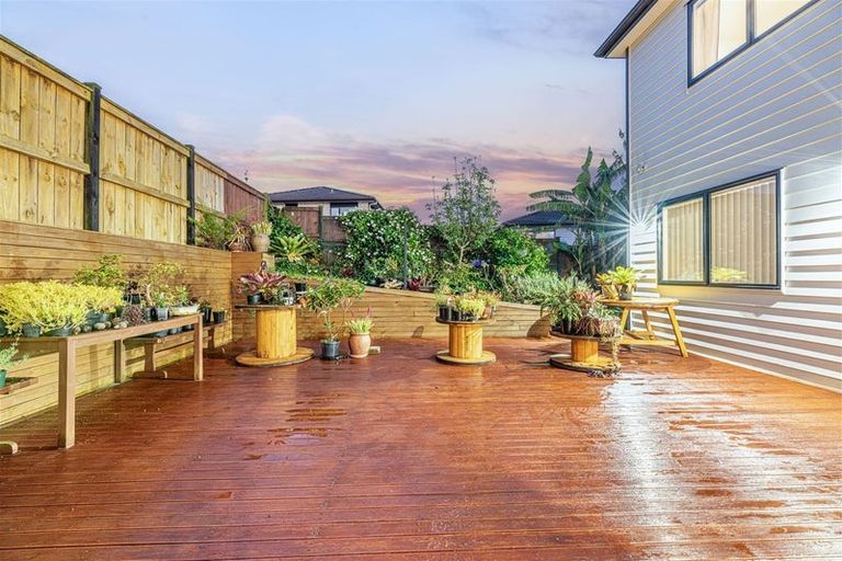 Photo of property in 216c Metcalfe Road, Ranui, Auckland, 0612