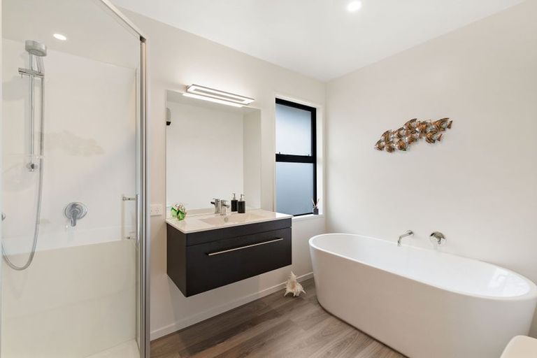 Photo of property in Luggate Park, 5 Cooper Crescent, Luggate, Cromwell, 9383