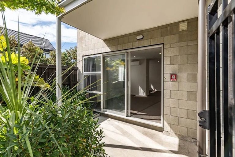 Photo of property in 150 Fitzgerald Avenue, Christchurch Central, Christchurch, 8011