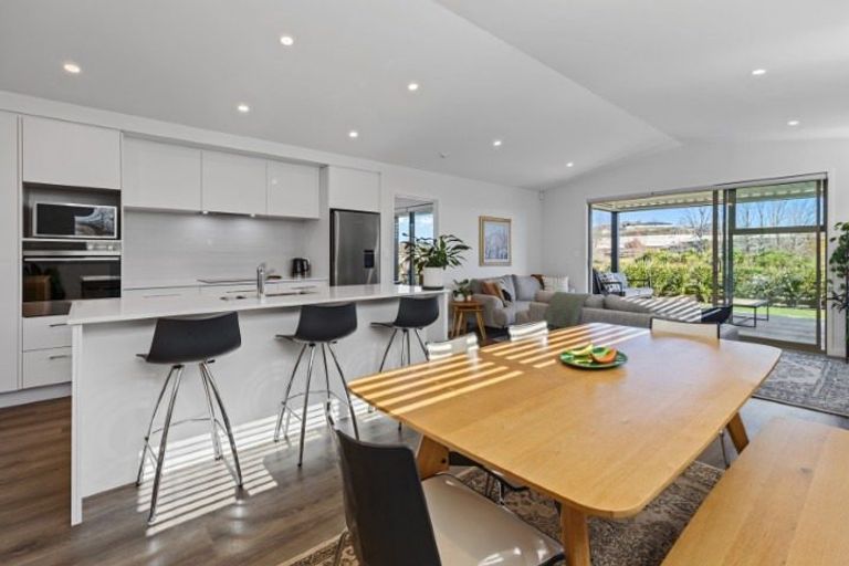 Photo of property in 74 Saint Pauls Drive, Brookfield, Tauranga, 3110