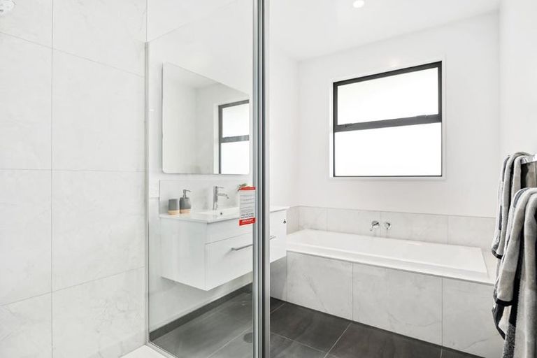 Photo of property in 27 Comer Street, Halswell, Christchurch, 8025