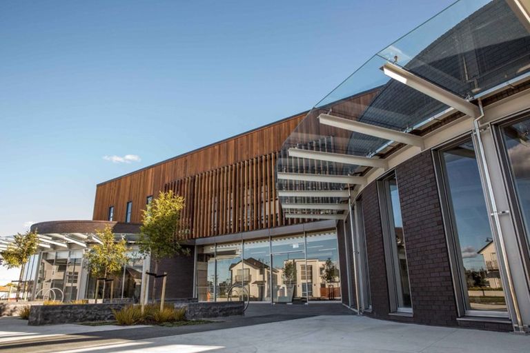 Photo of property in 17 Arion Road, Takanini, 2112