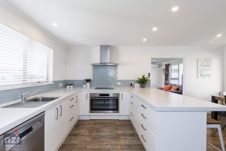 Photo of property in 3 Aorangi Street, Feilding, 4702