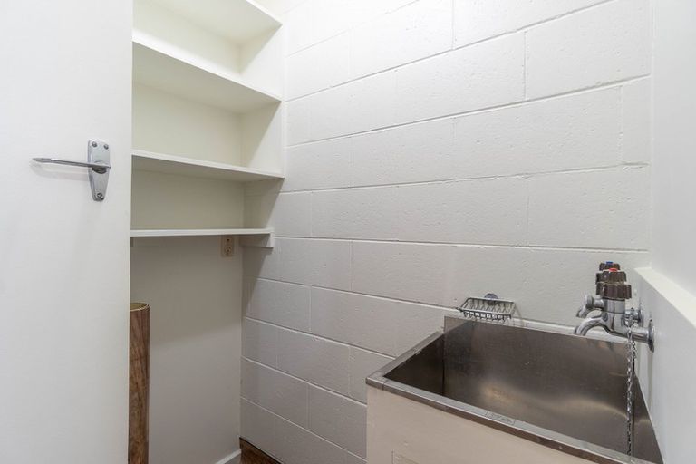 Photo of property in 3/225 Edgeware Road, Edgeware, Christchurch, 8013