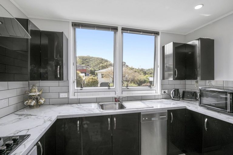 Photo of property in 15a Westpoint Avenue, Harbour View, Lower Hutt, 5010