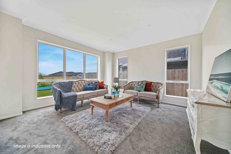 Photo of property in 16 Huahua Crescent, Papakura, 2110