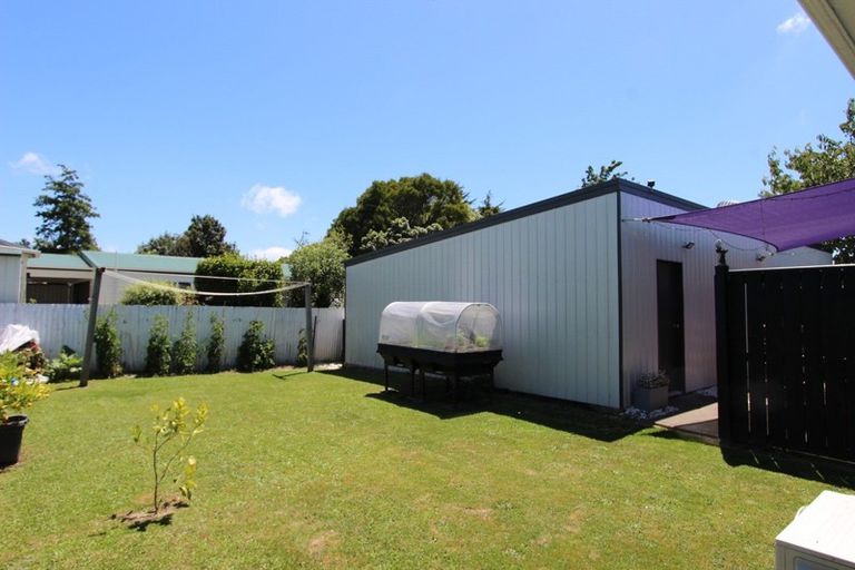 Photo of property in 12 Sedcole Street, Pahiatua, 4910