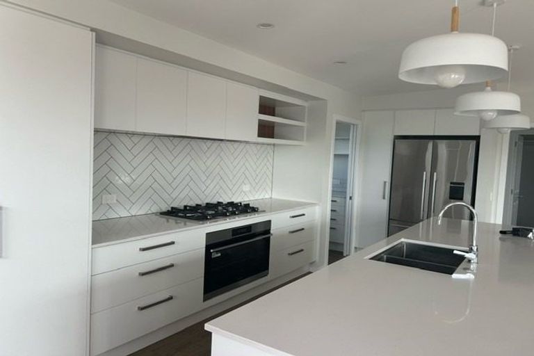 Photo of property in 3a Sandhurst Drive, Papamoa Beach, Papamoa, 3118