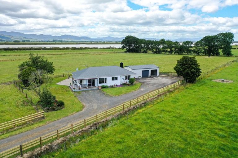 Photo of property in 40 Old Ferry Road, Orongo, Thames, 3574