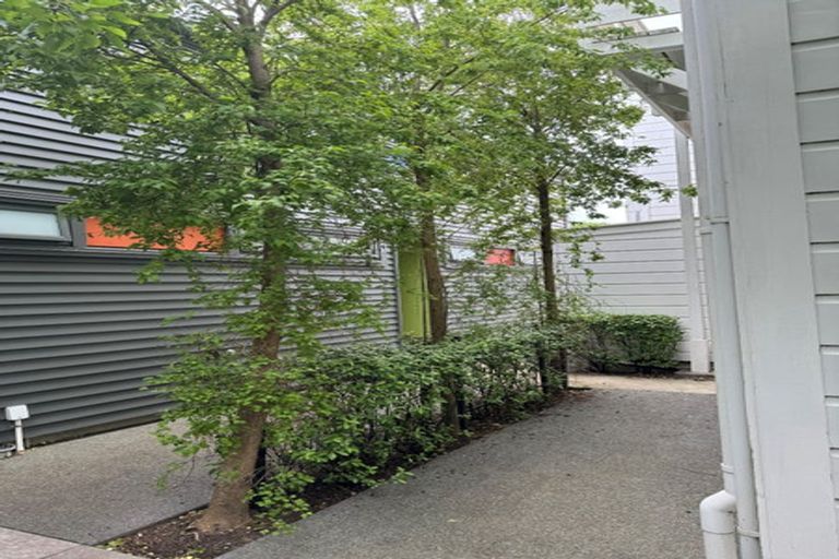 Photo of property in 3/83 Austin Street, Mount Victoria, Wellington, 6011