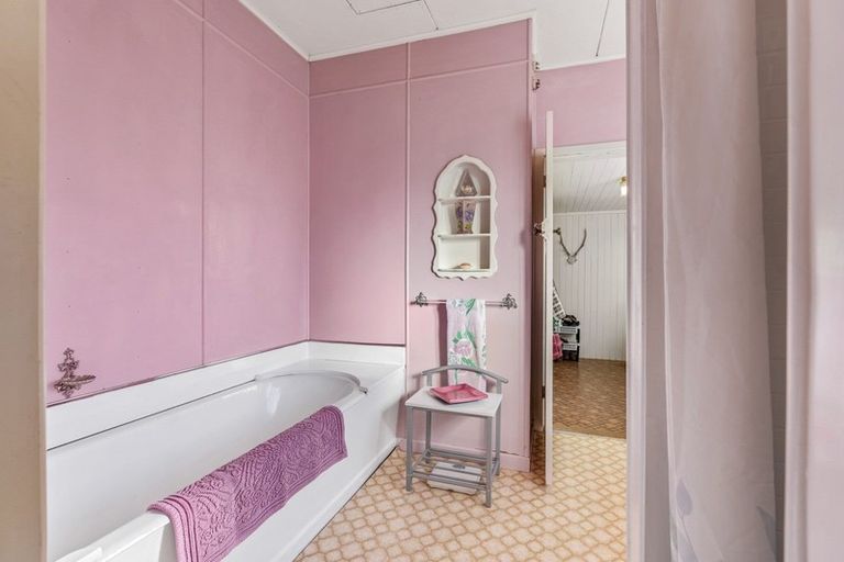 Photo of property in 53 Hastings Street, Ohai, 9635