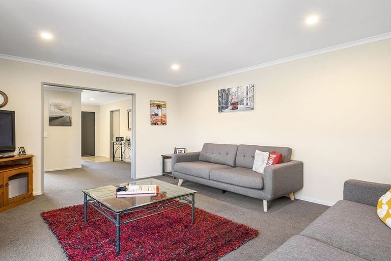 Photo of property in 187 Wingatui Road, Mosgiel, 9024