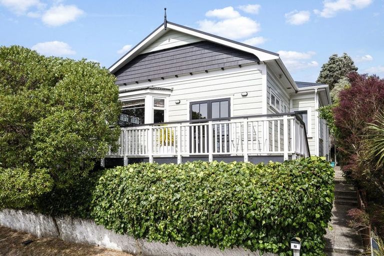 Photo of property in 7 Danube Street, Island Bay, Wellington, 6023